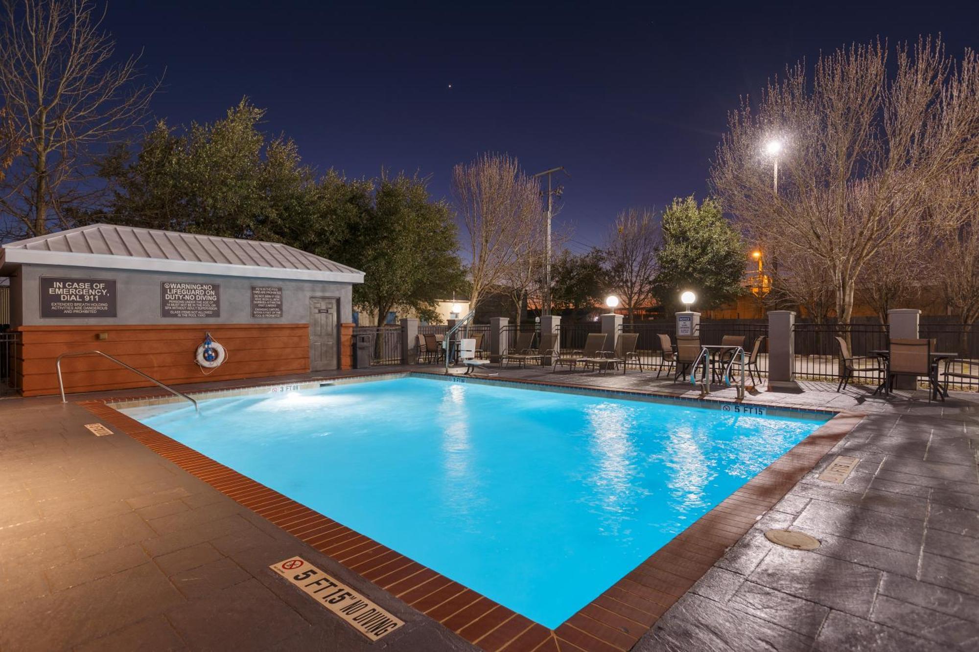 Candlewood Suites San Marcos By Ihg Ngoại thất bức ảnh